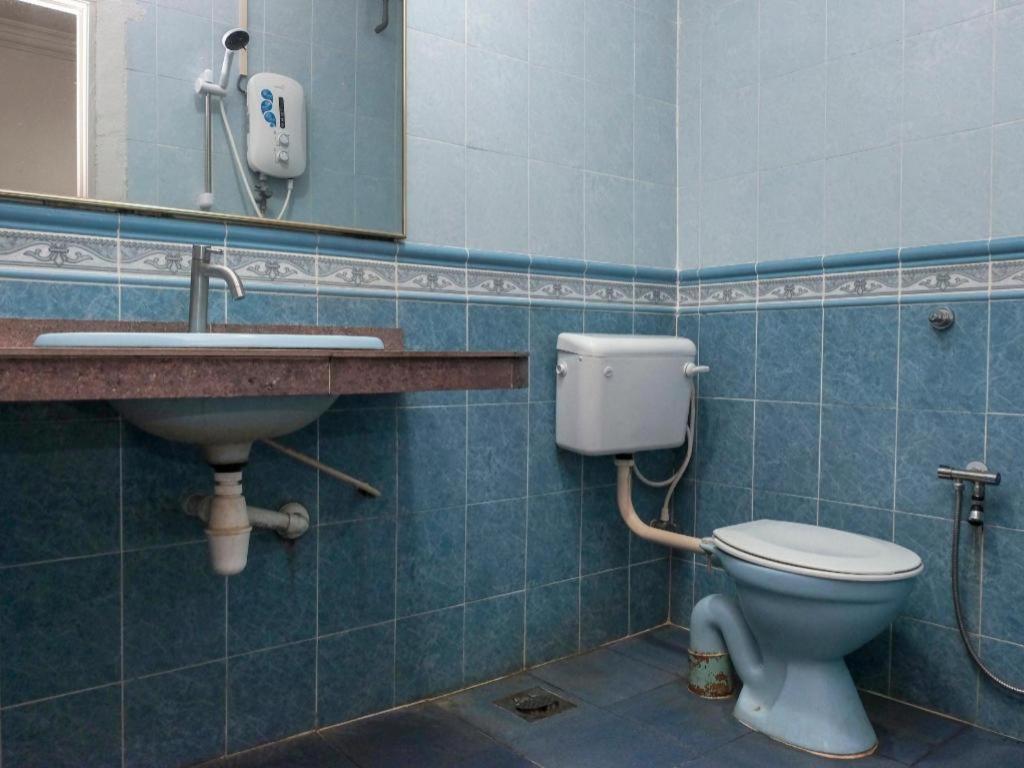 Oyo 90120 Mi Hotel Dungun Εξωτερικό φωτογραφία