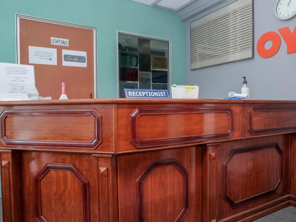 Oyo 90120 Mi Hotel Dungun Εξωτερικό φωτογραφία