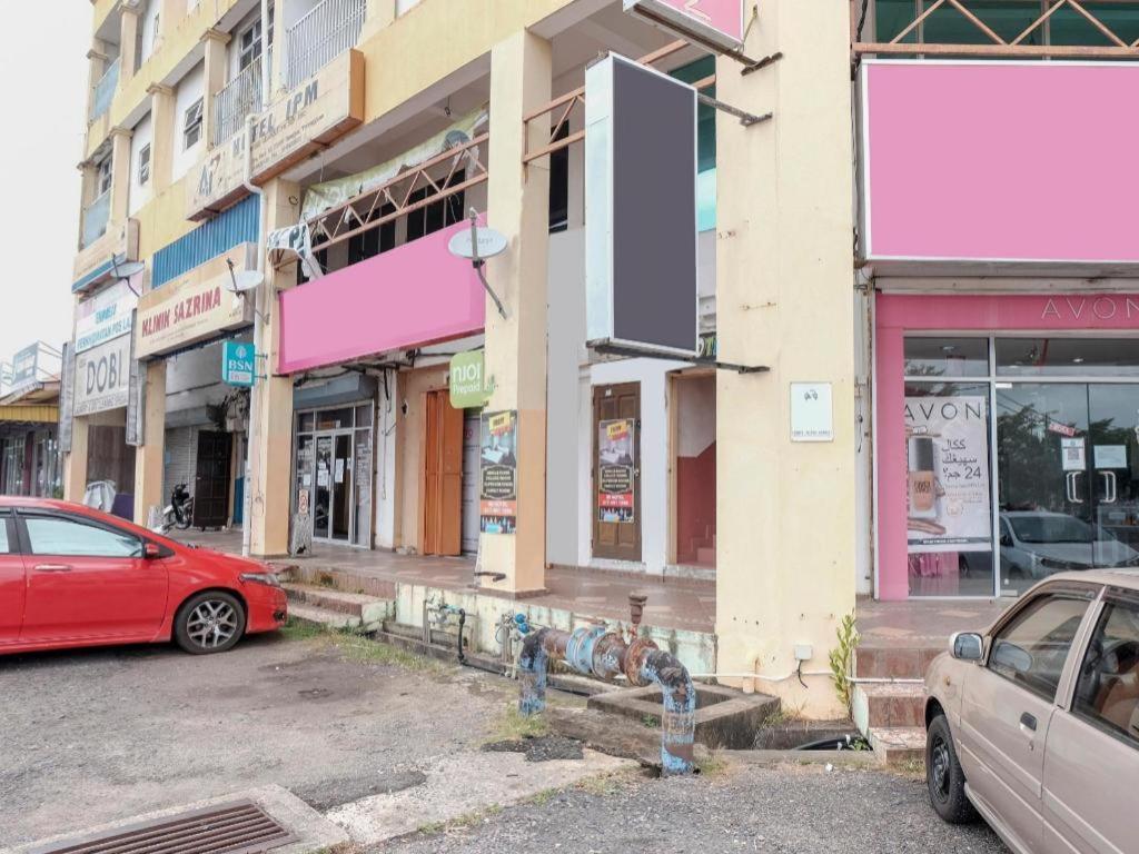 Oyo 90120 Mi Hotel Dungun Εξωτερικό φωτογραφία