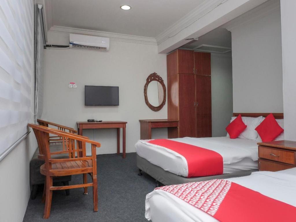 Oyo 90120 Mi Hotel Dungun Εξωτερικό φωτογραφία