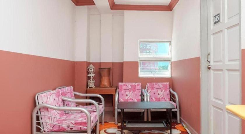 Oyo 90120 Mi Hotel Dungun Εξωτερικό φωτογραφία